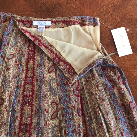 Liberté by Emanuel Printed Pleated Midi Skirt 14 - Picture 4 of 6